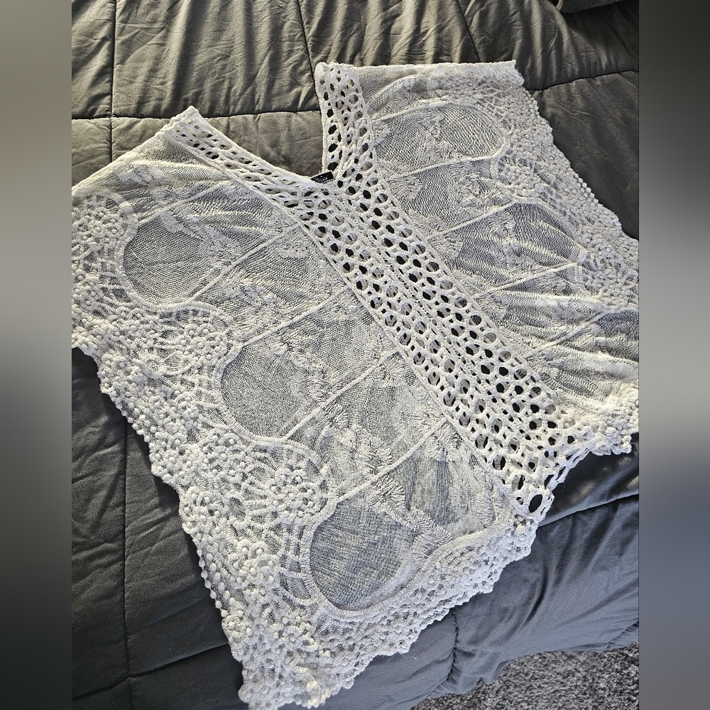 Crochet Mesh Embroidered Topper Smock or Coverup Sz. XL